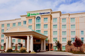  Holiday Inn Express Hotel & Suites Jackson Northeast, an IHG Hotel  Джексон